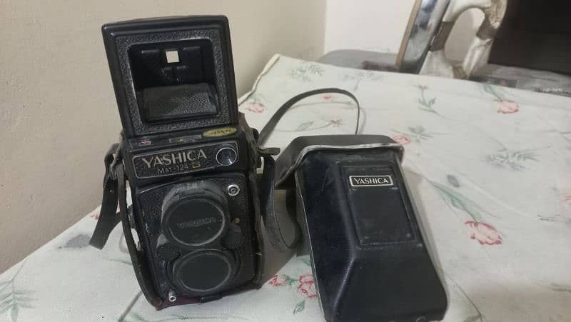 Antique Yashica Camera 1