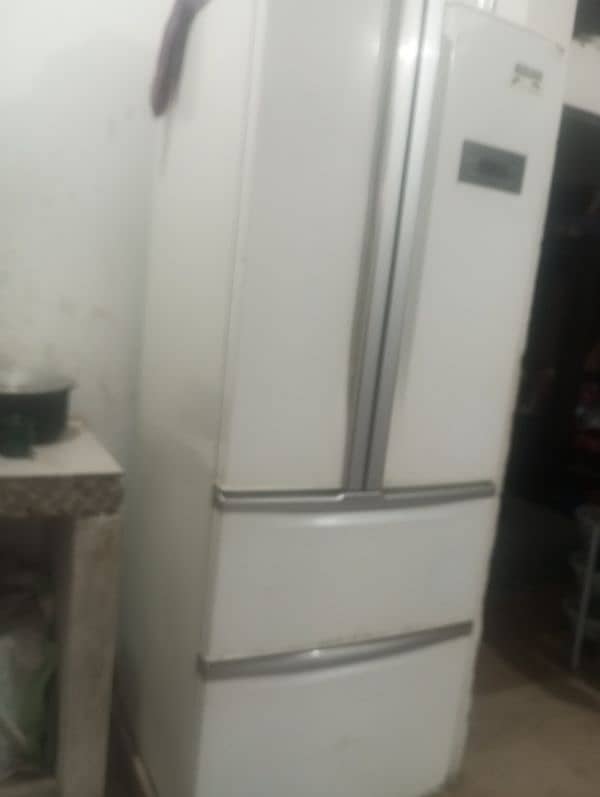 Kenwood refrigerator  good condition 1