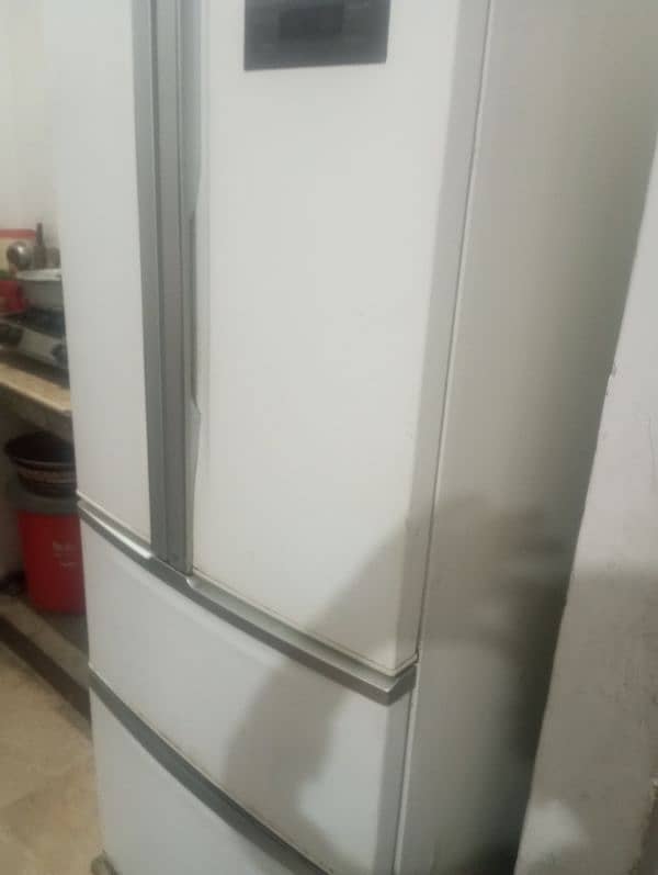 Kenwood refrigerator  good condition 9