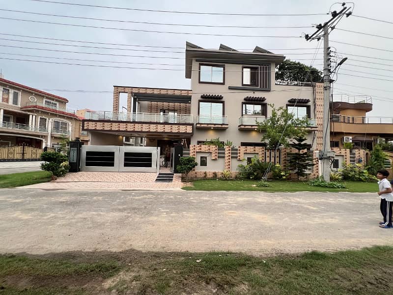 Brand New 17 Marla Corner Luxury House In Central Park Lahore 2