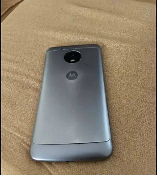 Moto e4+2/16. only 4month use exchange possible 0