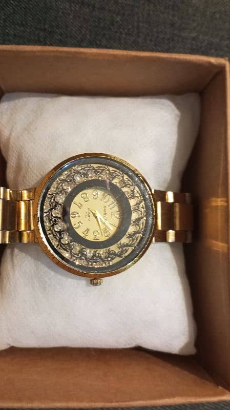 premium quality female watch 0