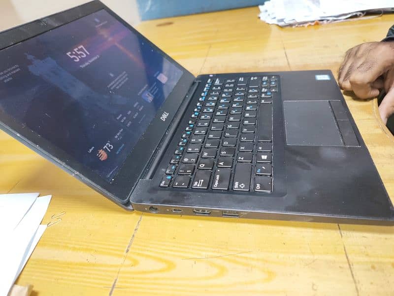 laptop Dell 7