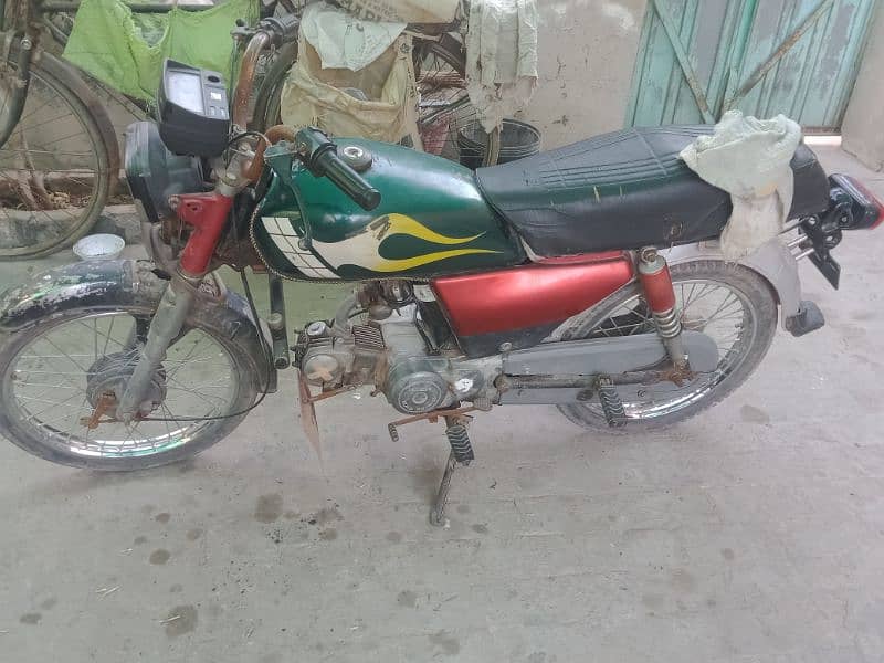 CD 70 15 model road prince urgent for sale 1