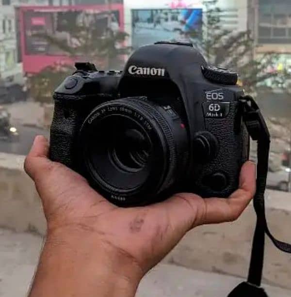 Canon 6D mark 2 2