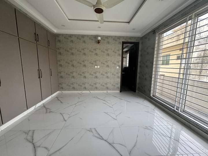 1 Kanal Luxury Upper Portion Near Bala Tika, Police Foundation Block-B 24