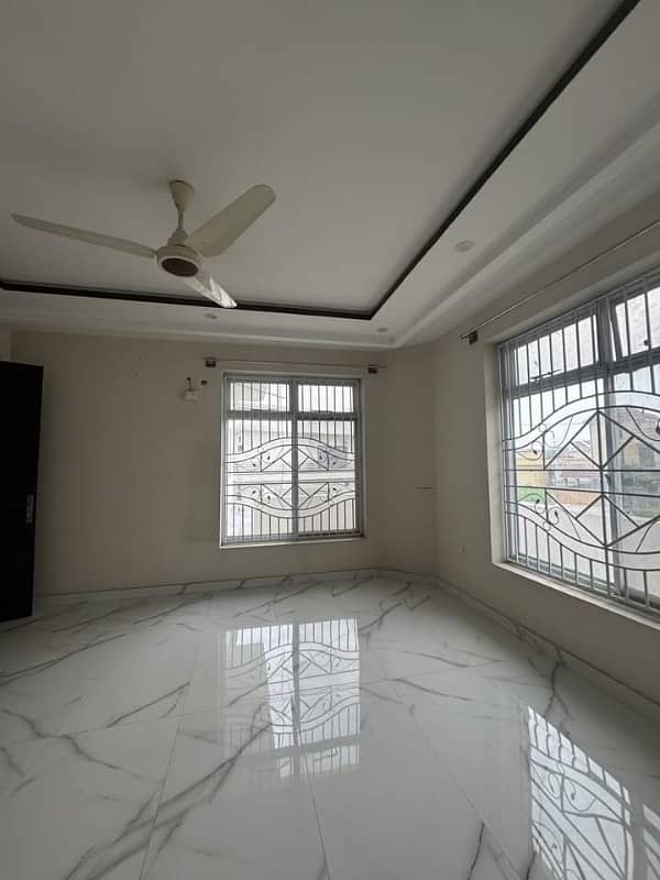 1 Kanal Luxury Upper Portion Near Bala Tika, Police Foundation Block-B 25