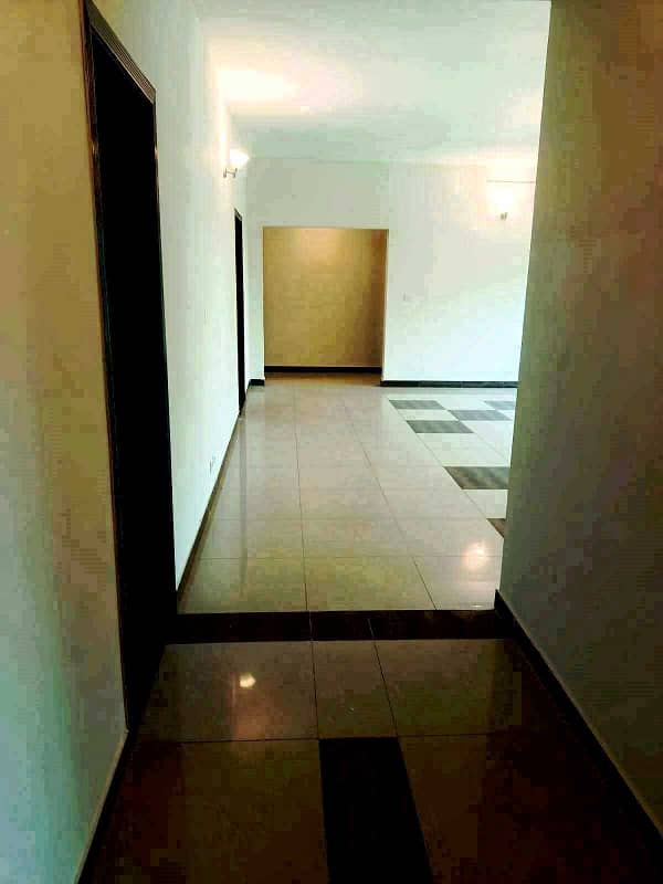 Exclusive Near Mosque & Park 5th Floor Apartment For Sale In Prime Location Call Now! 0