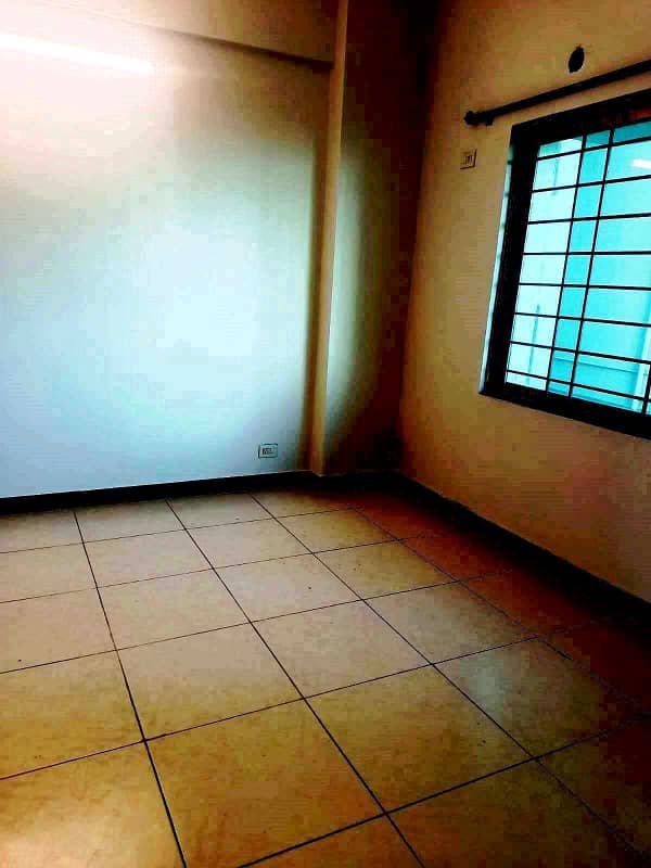 Exclusive Near Mosque & Park 5th Floor Apartment For Sale In Prime Location Call Now! 14