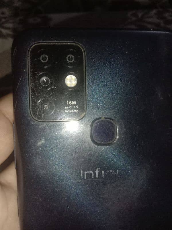 Infinix hot 10 4/64 0