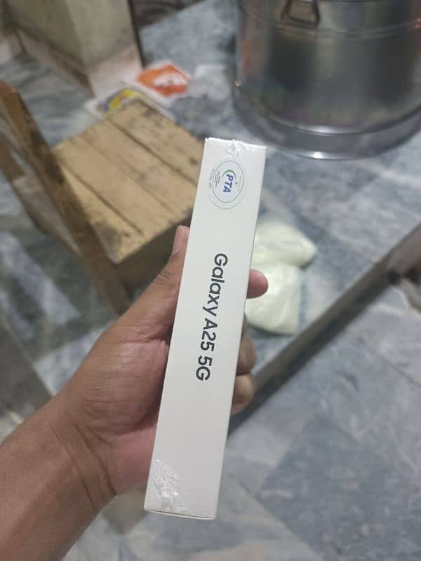 Samsung a25 box pack 2