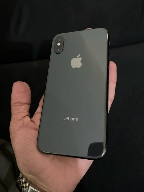 Apple iPhone xs 2