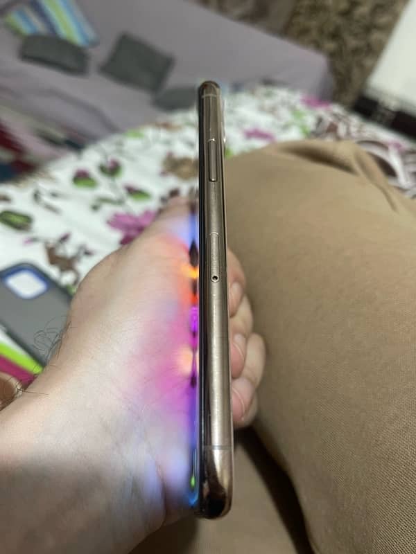 iphone 11 Pro PTA 4