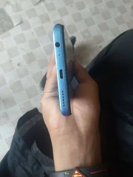 Infinix hot 20i 7/128 condition 10 /10 sale/exchange possible h 2