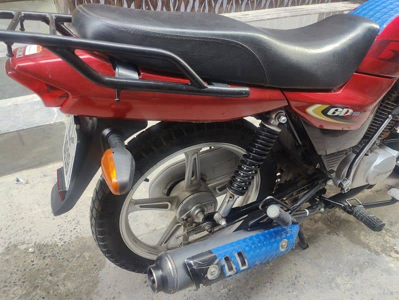 Suzuki GD 110 2