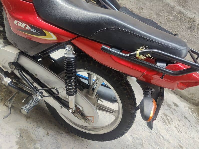 Suzuki GD 110 4