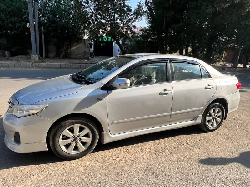 Toyota Corolla Altis 2010 cruisetonic 2