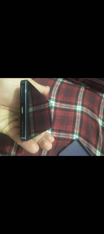 Infinix Note 40 [Wirless Charger] 4