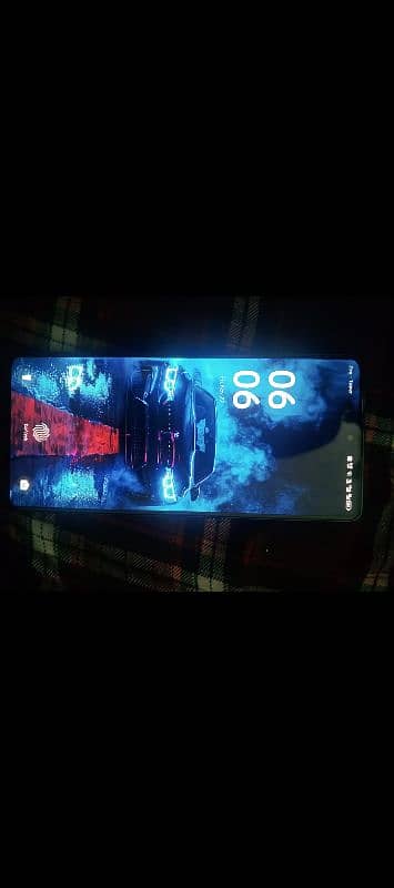 Infinix Note 40 [Wirless Charger] 7