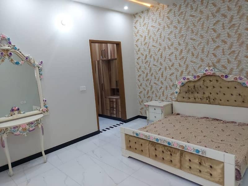 10 Marla Brand New House For Rent MODEL CITY 1 FAISALABAD VIP LOCATION Park Facing 11