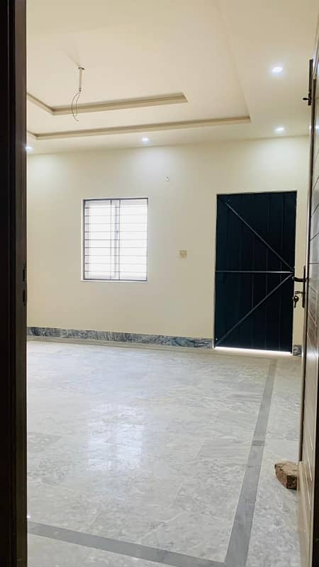 Khayaban Colony No. 3 204 Chak Road Faisalabad 2.5 Marla Brand New Double Story House For Sale 4