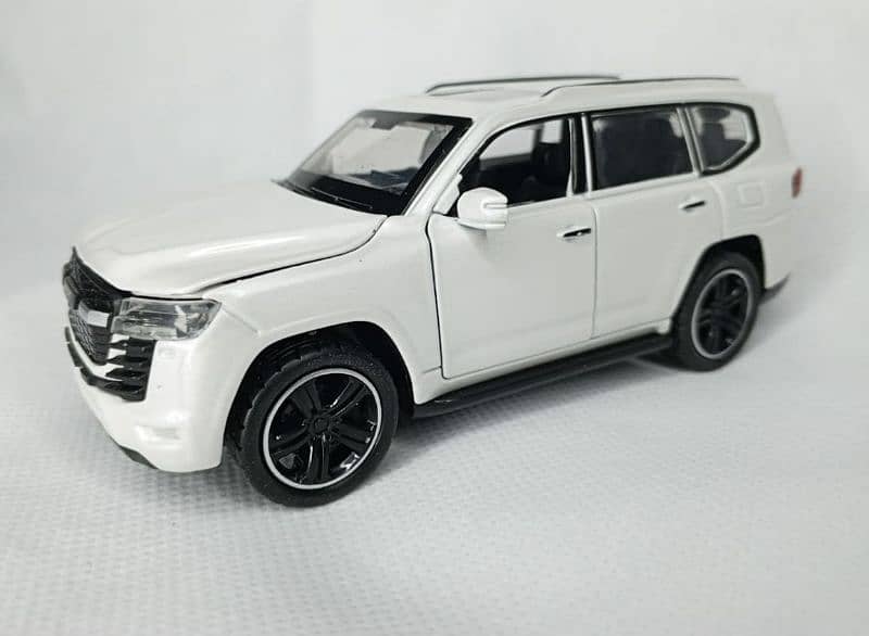 Land Cruiser Sports Die Cast Model Available 2