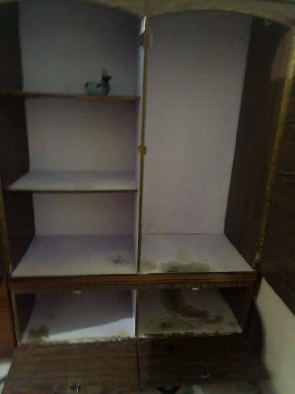 wooden wardrobes for sell 0