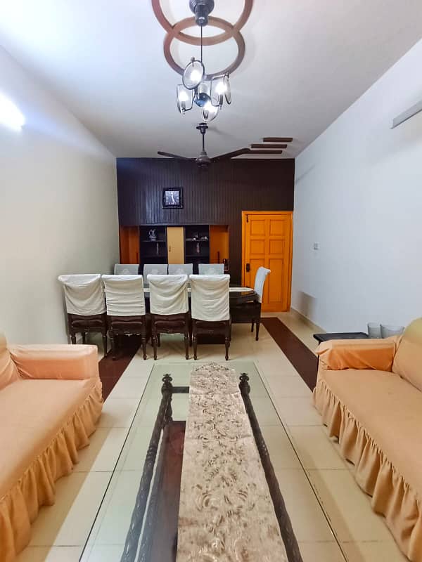 10 Marla Double Storey House For Rent Khayaban Colony No 1 Madina Town Faisalabad 3