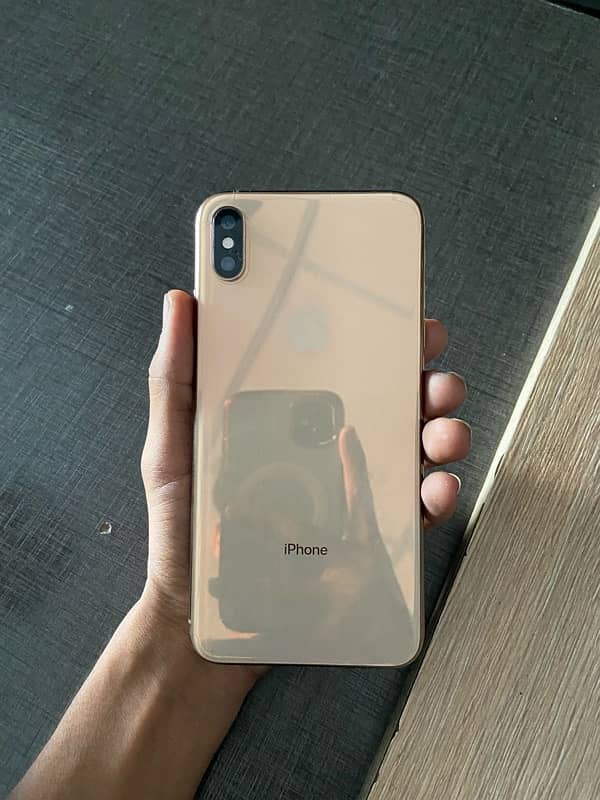 iPhone XS  max non pta   64  gb  factory unlock 1