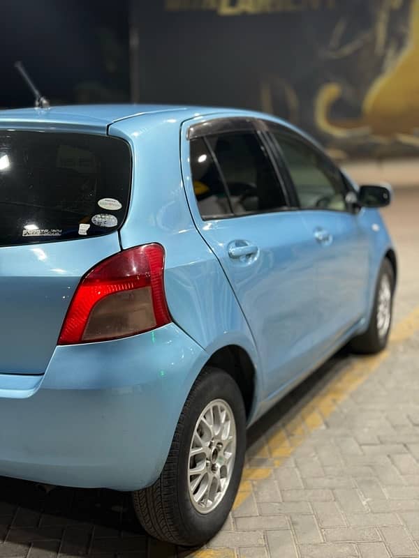 Toyota Vitz 1.0 In Mint Condition 4