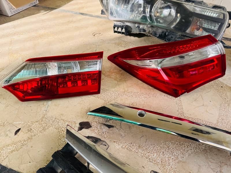 Toyota corolla lights Tail lights and headlights front grill 2