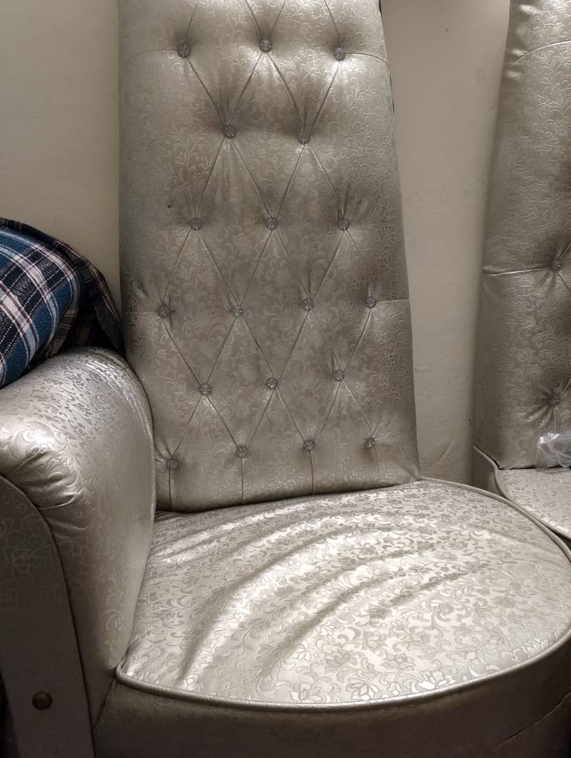 2 seater sofa for sale 2