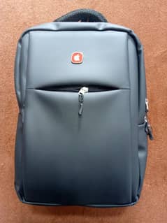 laptop leather bag.