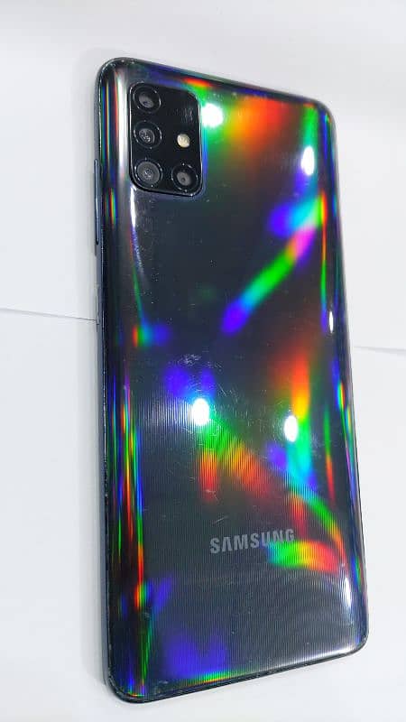 Samsung A51 8/128 7