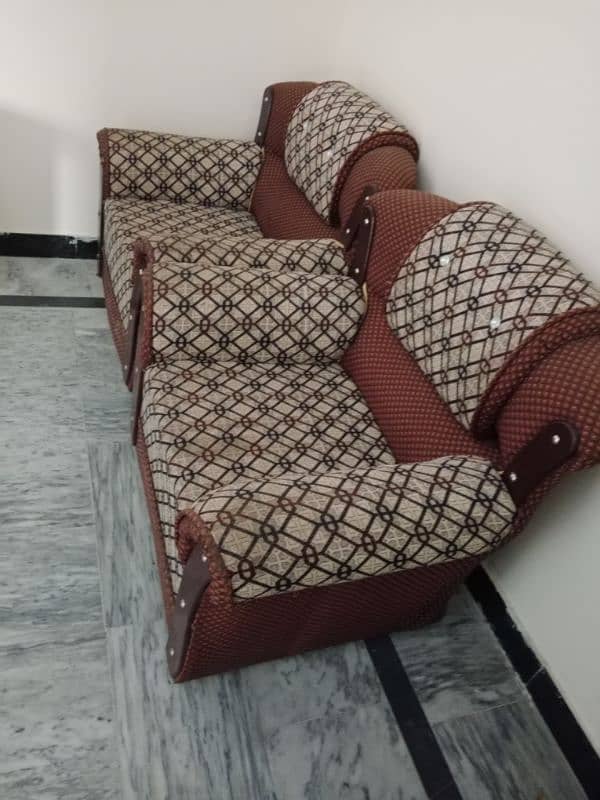 5 seater sofa set in good condition 3