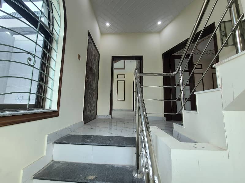 Centrally Located Prime Location House For sale In Bahria Nasheman Available 16