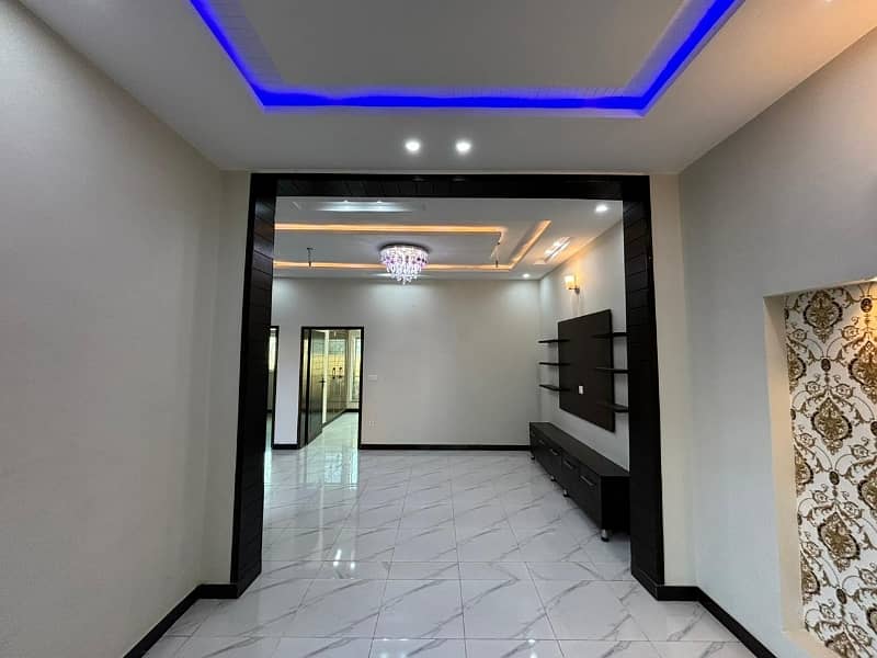 Triple Storey 5 Marla House For Sale In Central Park - Block A1 Lahore 10