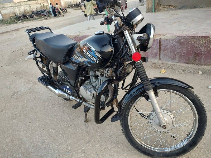 Suzuki GS 150 urgent sell VVIP condition 2