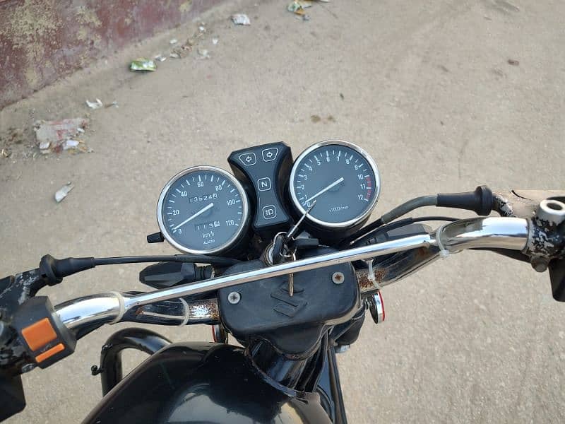 Suzuki GS 150 urgent sell VVIP condition 8