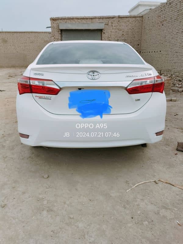 Toyota Corolla Altis 2017 3