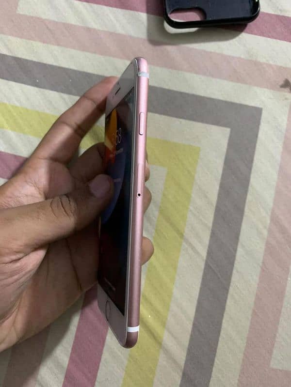 Iphone 7 32 GB non pta 1