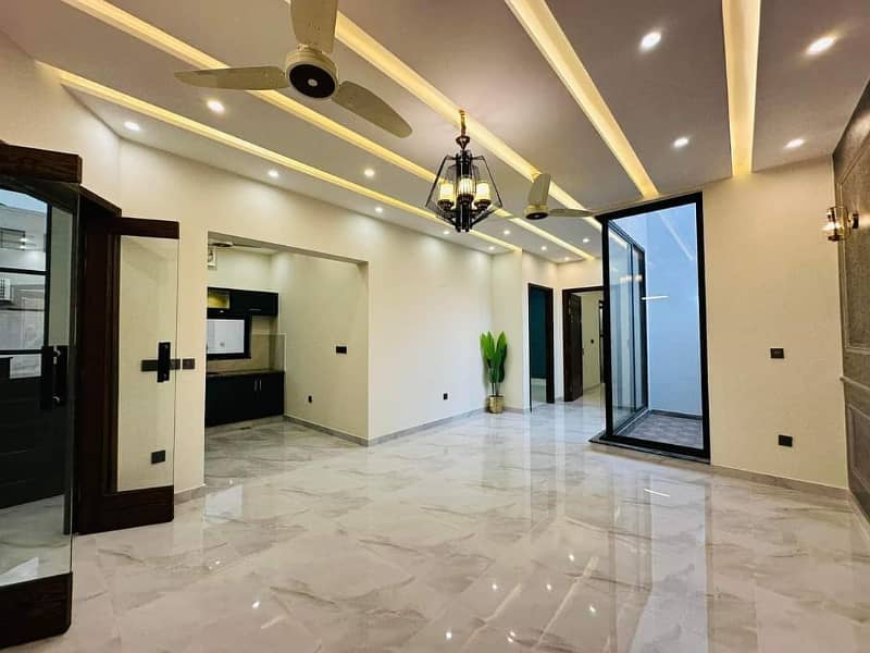 1 kanal Lavish upper portion On Top Location For Rent In DHA Phase 2 Lahore 8