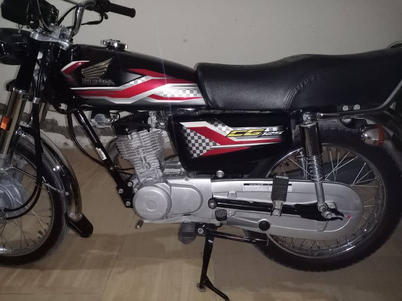 2024 Honda CG 125 10