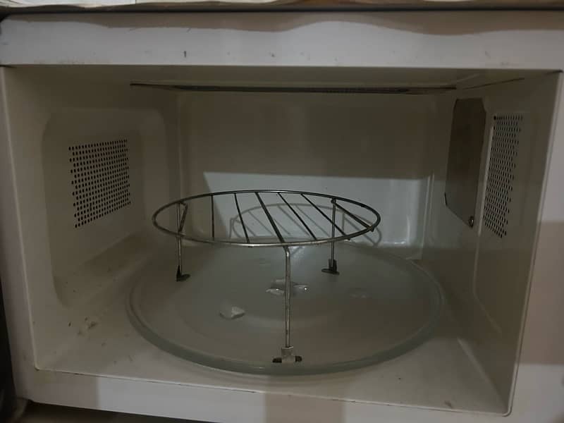 Microwave + oven 3