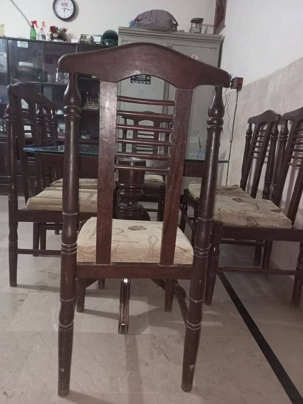 6 Chair With  Cushion.  Glass Table 2