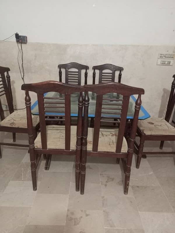 6 Chair With  Cushion.  Glass Table 5