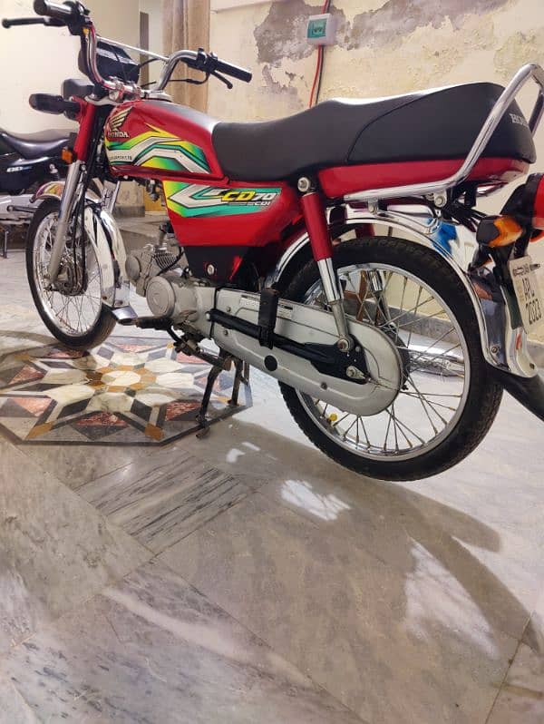 Honda CD 70 2023 3