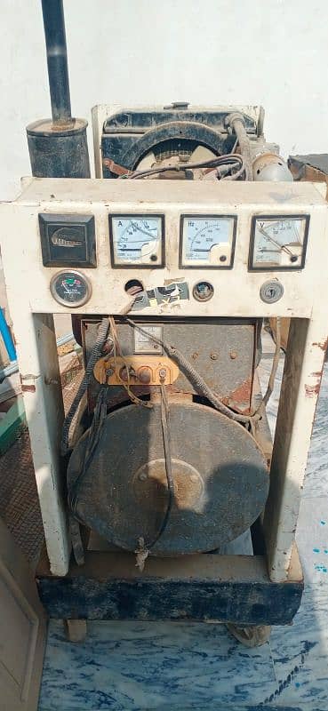 Generator 7kw. . . petrol plus Gas kit also attached 1