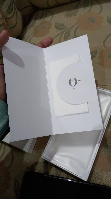 Google pixel 4xl with box. Condition 10/10. 3