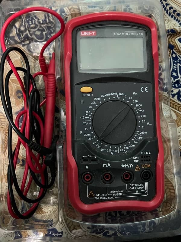 UNI T Multimeter UT52 2